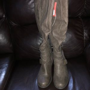 Dust Brown High Riding Boot